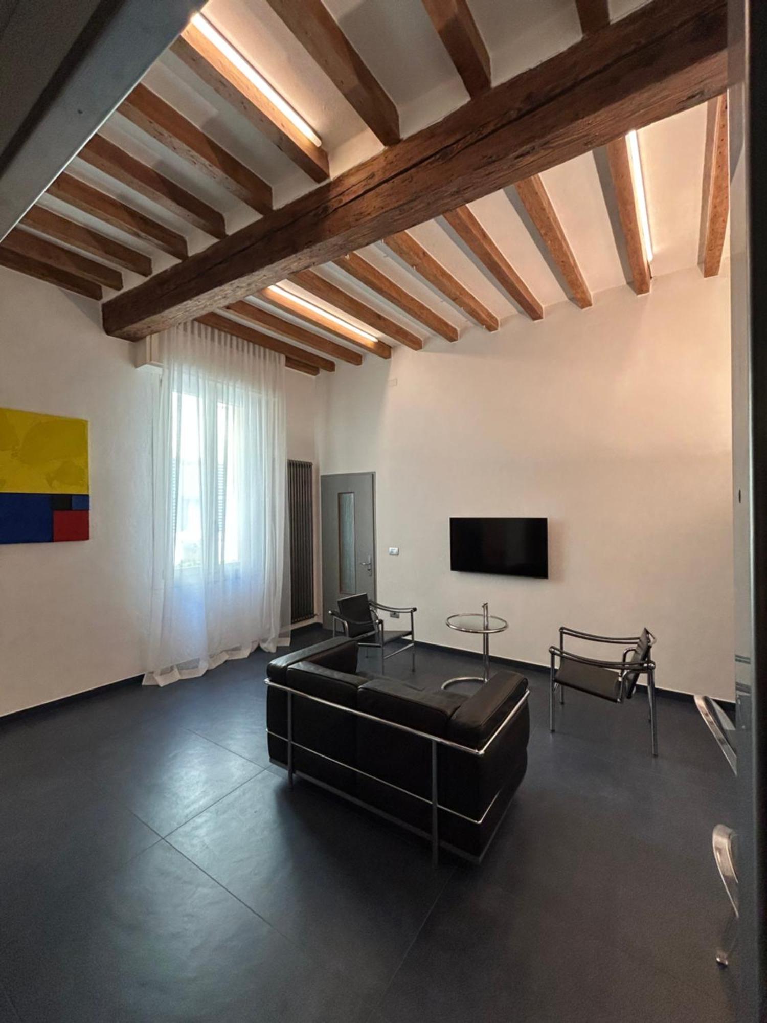 Domus Appartement Modena Buitenkant foto